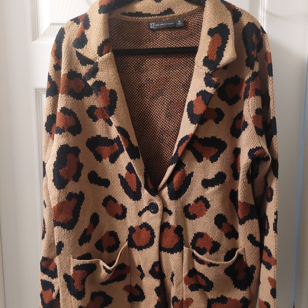 New York & Company Animal Print Sweater XL